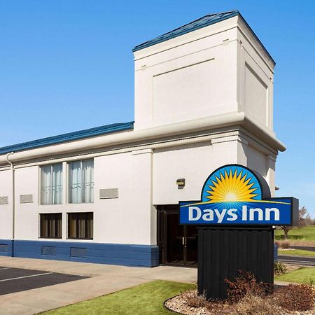 Doniphan Days Inn By Wyndham Grand Island I-80 מראה חיצוני תמונה