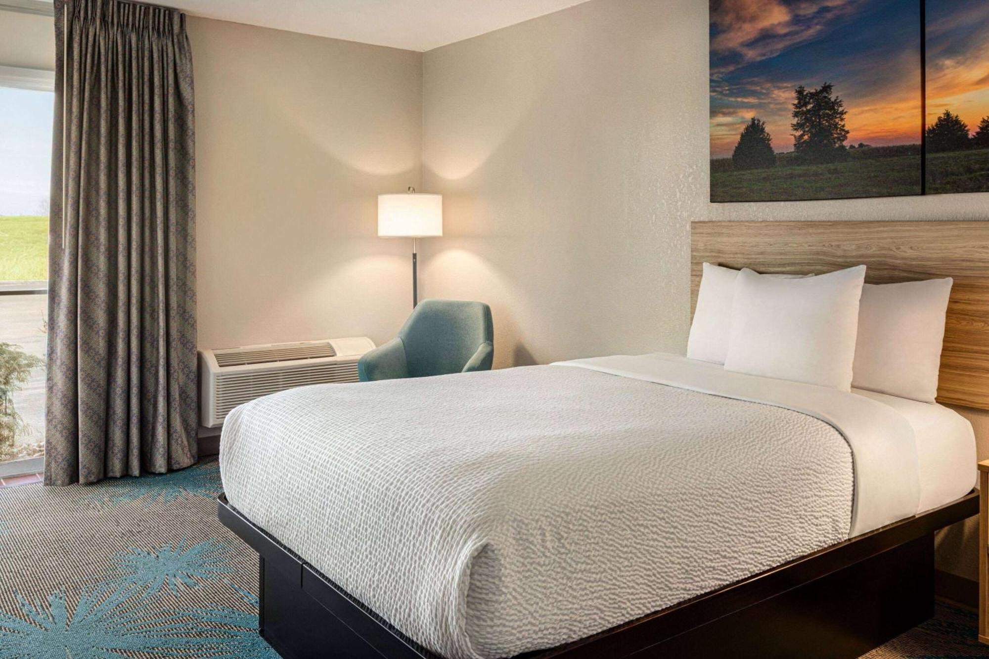 Doniphan Days Inn By Wyndham Grand Island I-80 מראה חיצוני תמונה