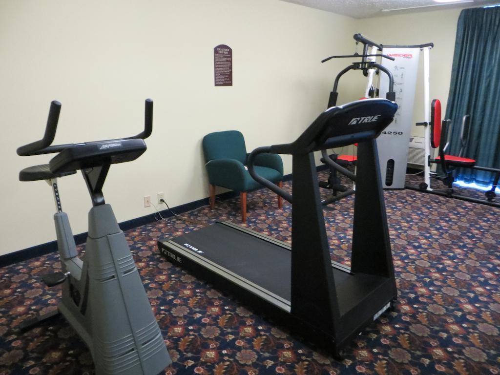 Doniphan Days Inn By Wyndham Grand Island I-80 מראה חיצוני תמונה